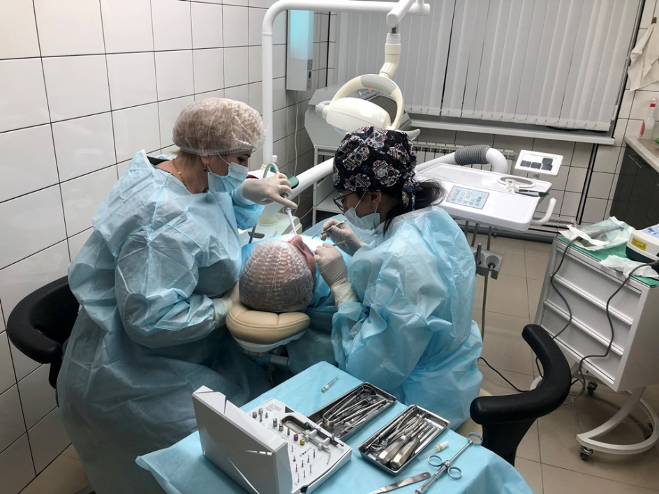Имплантация зубов: фото 2